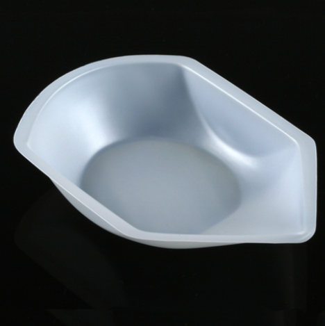 Weighing Boat, Plastic, with Pour Spout, Antistatic, 191 x 121 x 25 mm, PS, White, 270 mL, 3000/CS (12 Bags of 250), Globe Scientific, 3625
