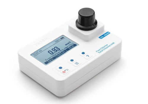 Photometer Kit, Free and Total Chlorine, Ultra High Range, Portable, Hanna Instruments, HI97771C