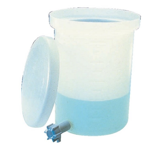 Nalgene Cylindrical Tank with Cover and Spigot, Lightweight Linear Low-Density Polyethylene (LLDPE), 10 gal., 54100-0010