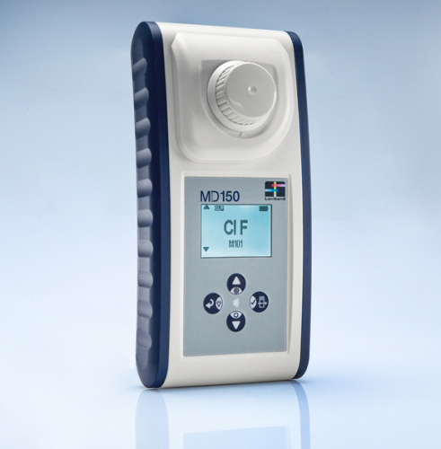 MD150 Colorimeter: 3 in 1, Chlorine, pH, Cyanuric Acid, Liquid Reagents, Lovibond, 282112