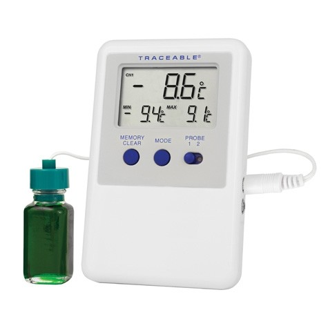 Ultra Traceable Thermometer with Bottle, Refrigerator/Freezer +/- 0.5 degrees Accuracy, Antylia,  4730